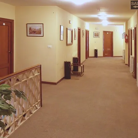 Hotel El Haya 2*